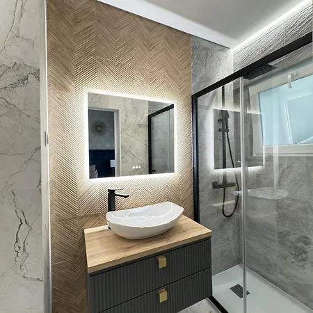 شقة Stylish In Saldanha Living *